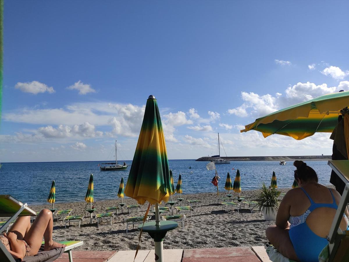 Hotel La Carruba Cetraro Dış mekan fotoğraf