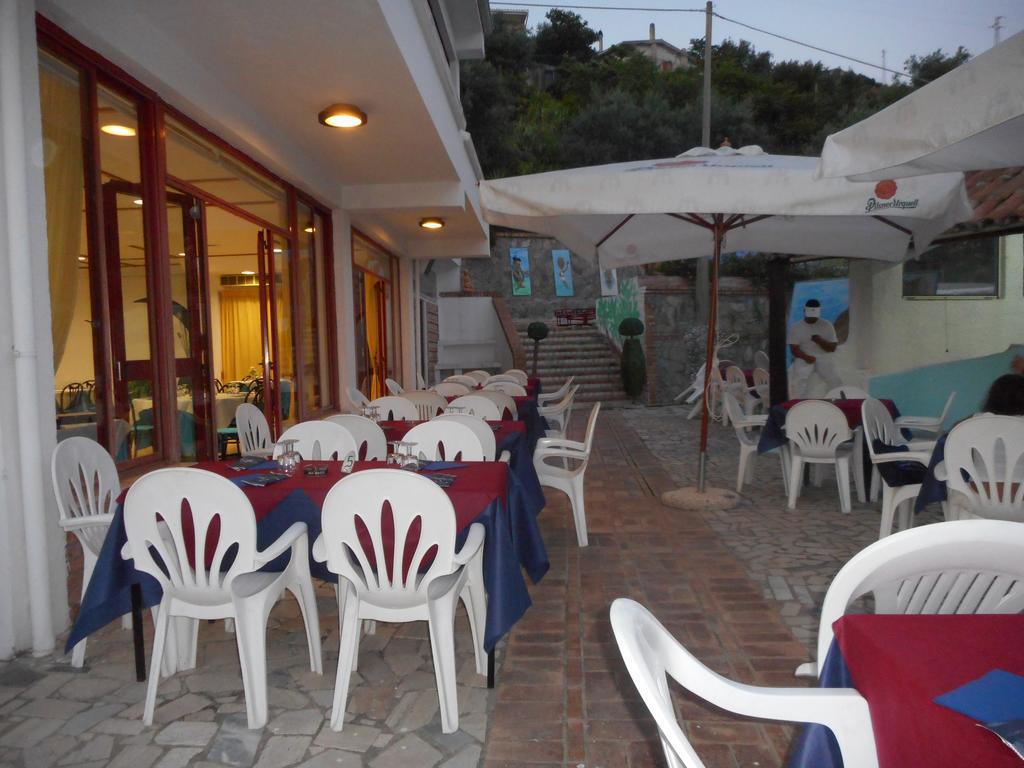 Hotel La Carruba Cetraro Dış mekan fotoğraf